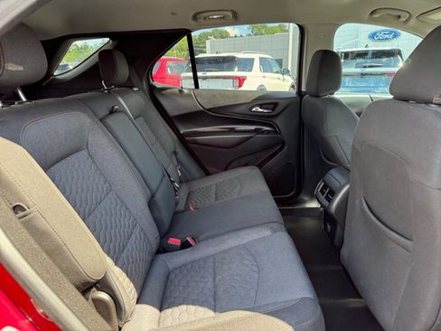 Used 2018 Chevrolet Equinox LT AWD/4WD image 26