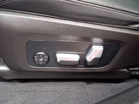 Used 2023 BMW X3 M40i AWD/4WD image 17