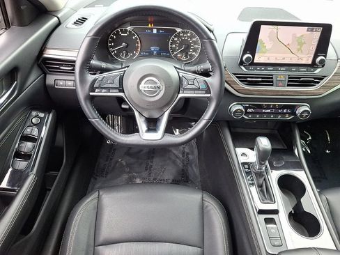 Used 2020 Nissan Altima 2.5 SL AWD/4WD image 11