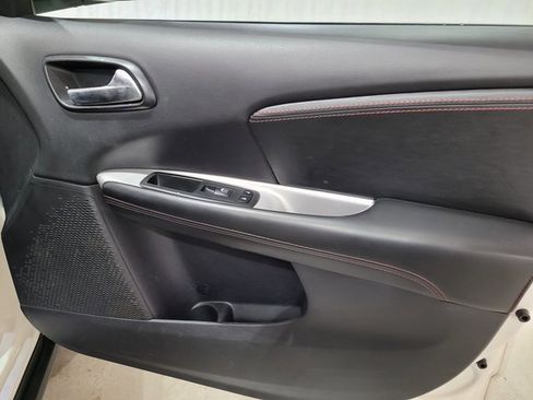 Used 2019 Dodge Journey GT image 51