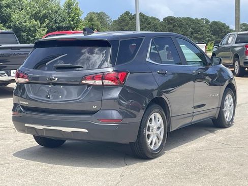 Used 2023 Chevrolet Equinox LT FWD image 4