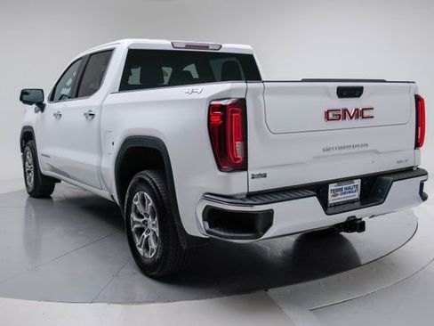 Used 2024 GMC Sierra 1500 SLT image 3