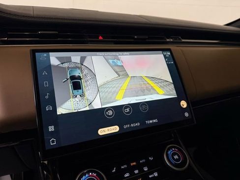 Used 2023 Land Rover Range Rover Sport SE Dynamic image 34