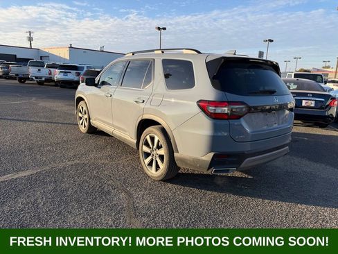 Used 2023 Honda Pilot Elite image 4