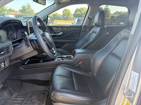 Used 2022 Lincoln Corsair FWD image 11
