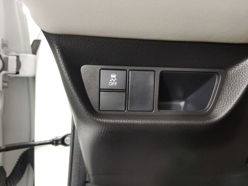 Certified 2023 Honda HR-V LX image 16