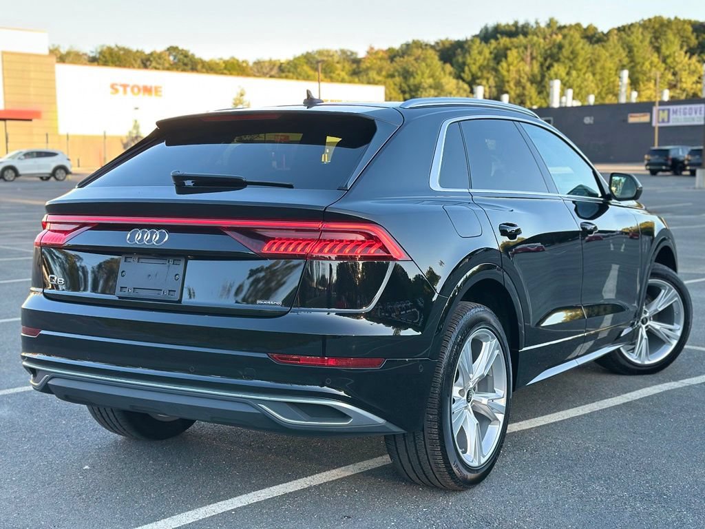 Used 2023 Audi Q8 Premium w/ Convenience Package AWD/4WD image 7