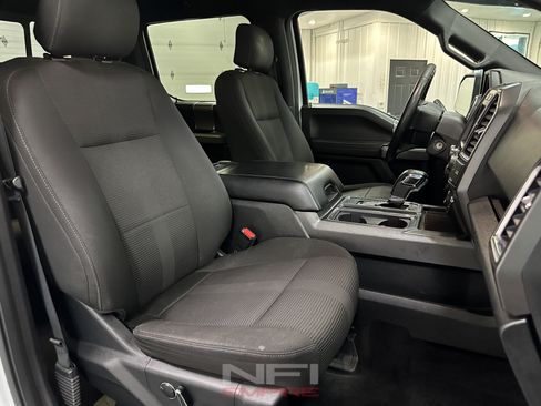 Used 2016 Ford F150 XLT w/ Equipment Group 302A Luxury AWD/4WD image 44