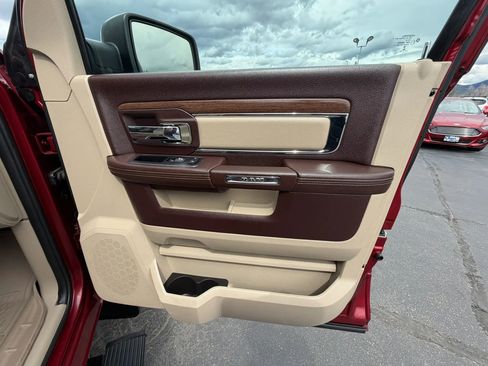 Used 2014 RAM 1500 Laramie w/ Convenience Group image 15