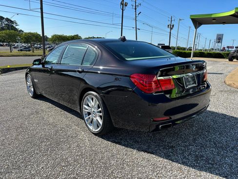 Used 2012 BMW 750Li image 6