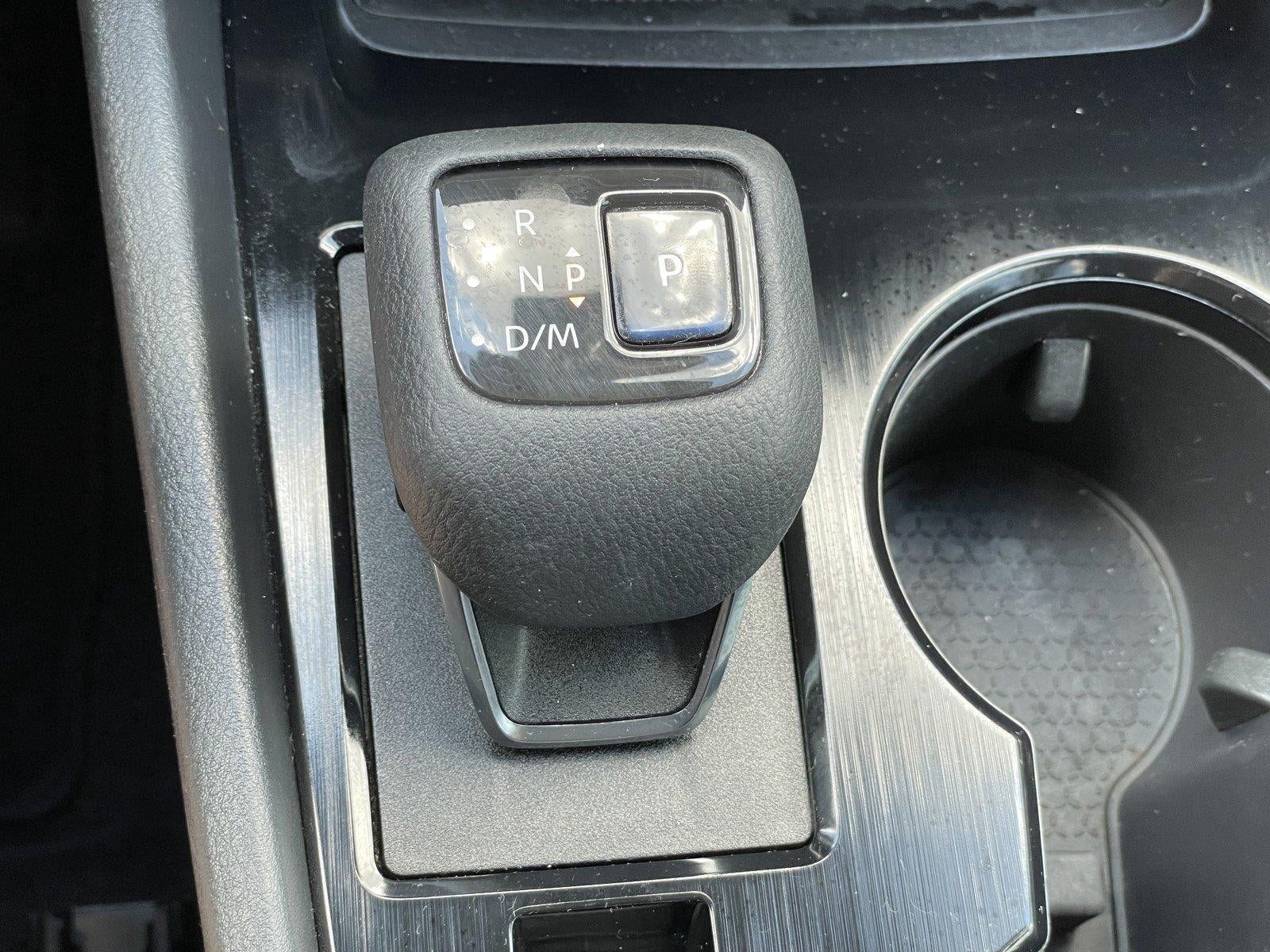 Used 2021 Nissan Rogue S FWD image 27