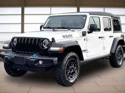 Used 2023 Jeep Wrangler Unlimited w/ 8.4" Radio Group