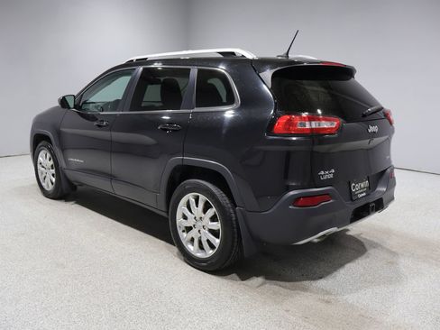Used 2014 Jeep Cherokee Limited w/ Trailer Tow Group AWD/4WD image 4
