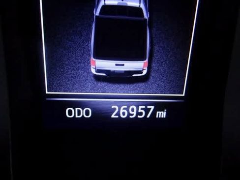 Used 2022 Toyota Tacoma SR5 image 9