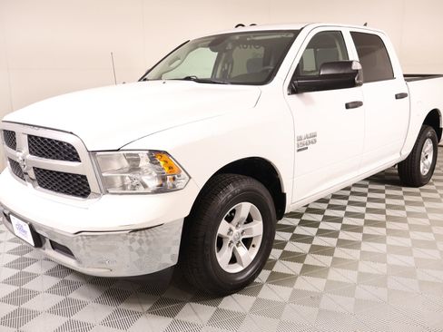 Used 2023 RAM 1500 Classic SLT w/ Trailer & Traction Group AWD/4WD image 10