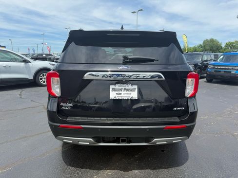 Used 2021 Ford Explorer XLT w/ Equipment Group 202A AWD/4WD image 24