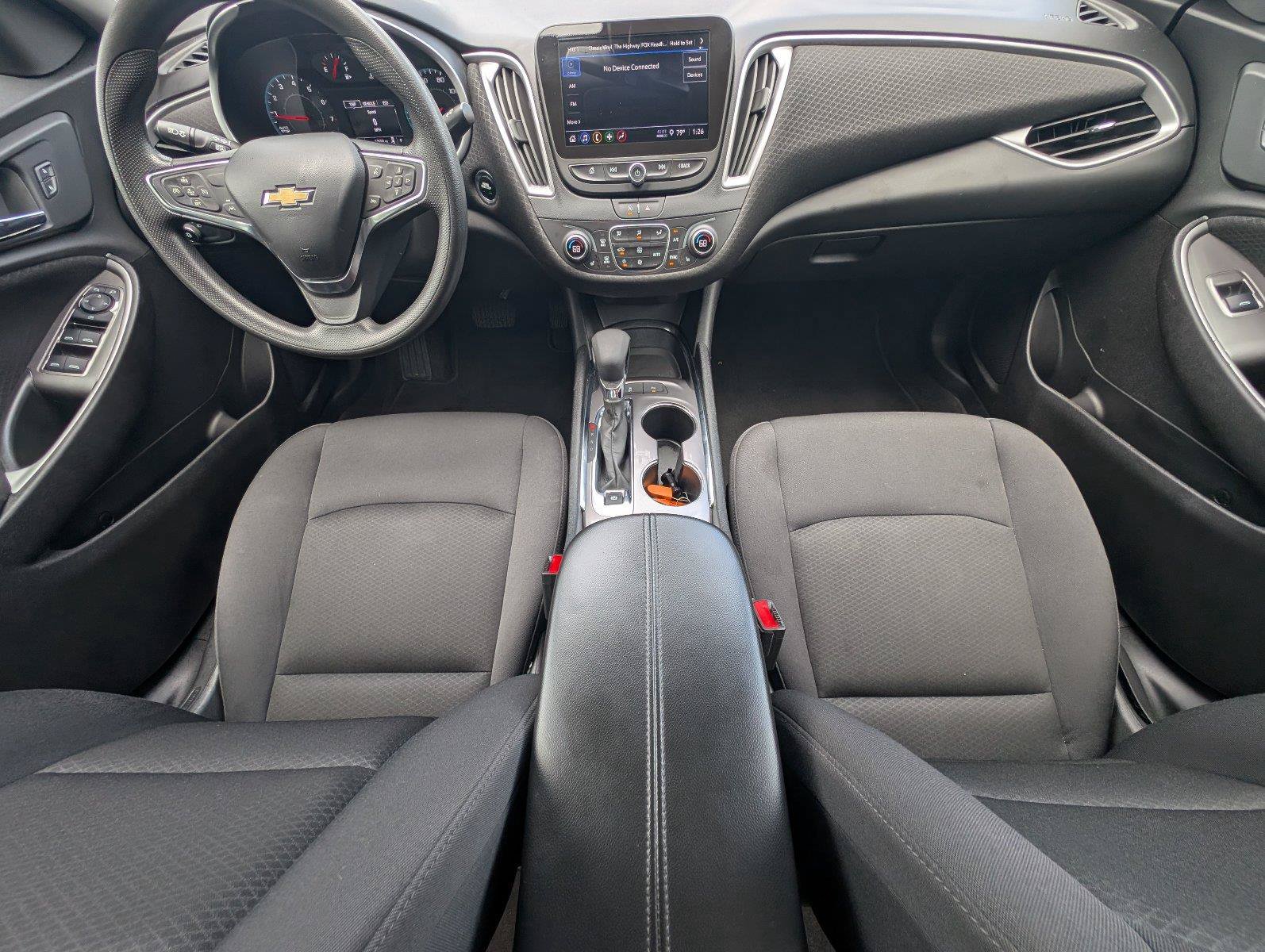 Used 2025 Chevrolet Malibu LT FWD image 33