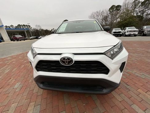 Used 2022 Toyota RAV4 LE FWD image 22