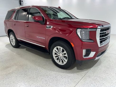 Used 2024 GMC Yukon SLT RWD image 7