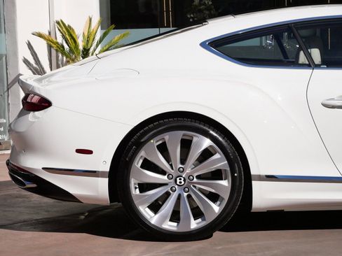 New 2026 Bentley Continental GT image 8