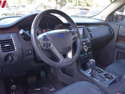 Used 2019 Ford Flex Limited image 3