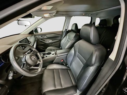 Used 2023 Nissan Rogue SV w/ SV Premium B Package AWD/4WD image 13