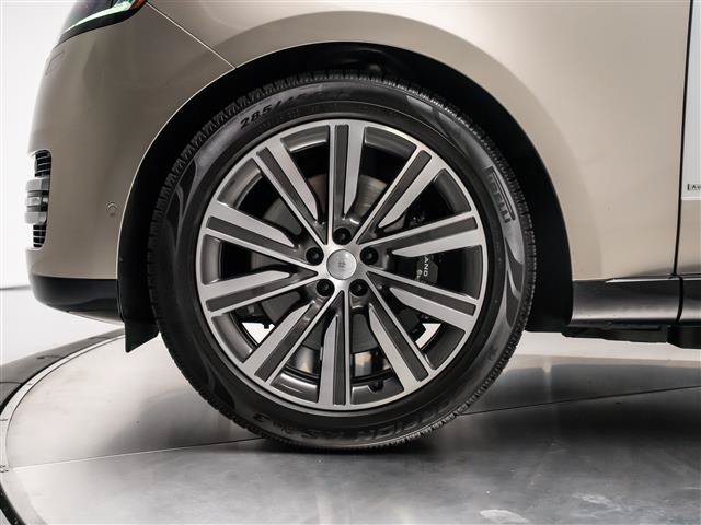 Used 2024 Land Rover Range Rover Autobiography AWD/4WD image 11