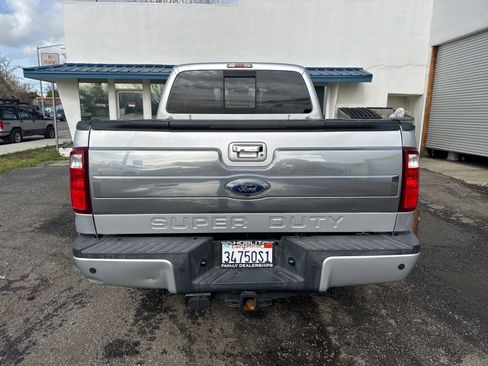 Used 2015 Ford F250 Platinum w/ FX4 Off-Road Package image 4