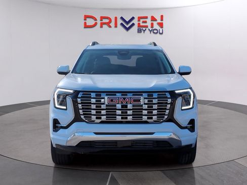 New 2026 GMC Terrain Denali w/ LPO, Floor Liner Package image 8