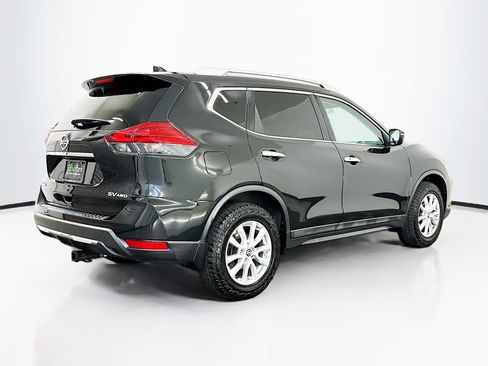 Used 2017 Nissan Rogue SV AWD/4WD image 9