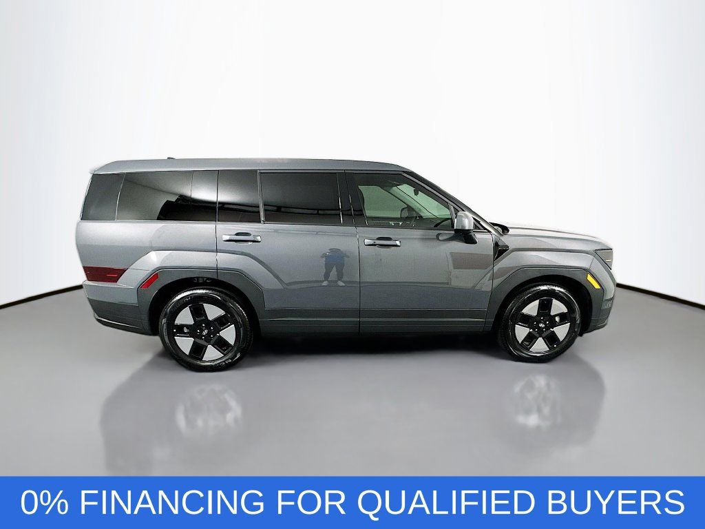 Certified 2026 Hyundai Santa Fe SE FWD image 4