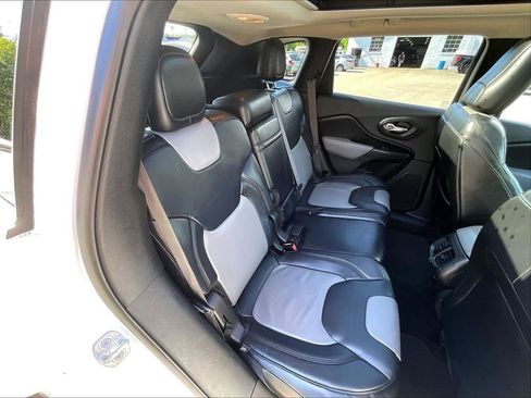 Used 2014 Jeep Cherokee Limited AWD/4WD image 19