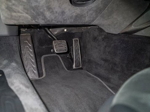 Used 2023 Aston Martin V8 Vantage Coupe RWD image 72