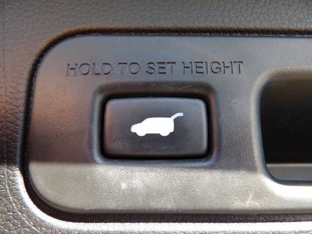 Used 2024 Honda Pilot TrailSport image 29
