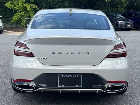 Used 2025 Genesis G70 2.5T RWD image 12
