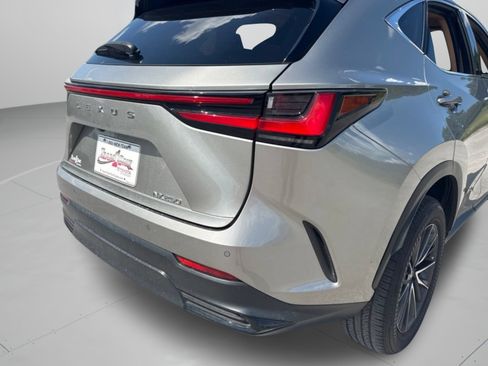 Used 2024 Lexus NX 250 FWD w/ Cold Area Package image 32