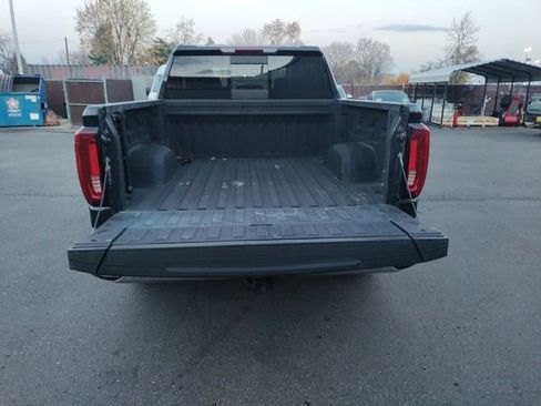 Used 2022 GMC Sierra 1500 SLT w/ SLT Convenience Package image 16