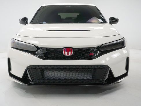 Used 2025 Honda Civic Type R image 6