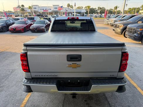 Used 2019 Chevrolet Silverado 1500 Custom w/ Custom Convenience Package RWD image 5