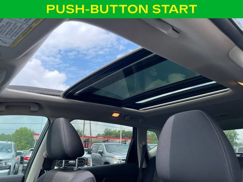 Used 2017 Nissan Rogue SV AWD/4WD image 17