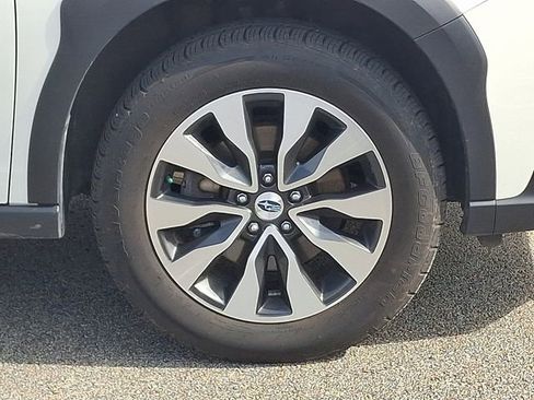Used 2023 Subaru Outback Limited XT AWD/4WD image 8