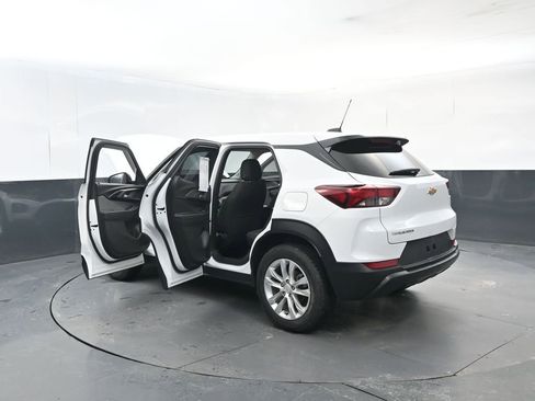 Certified 2023 Chevrolet TrailBlazer LS image 32