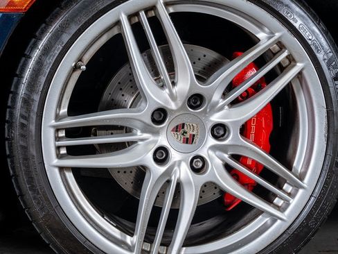 Used 2013 Porsche 911 Carrera S image 10