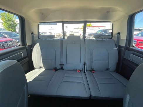 Used 2020 RAM 1500 Big Horn AWD/4WD image 25