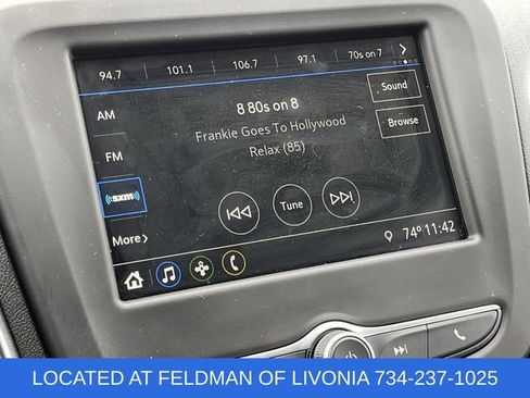 Used 2019 Chevrolet Equinox LT w/ Driver Convenience Package FWD image 13