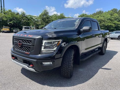 Used 2023 Nissan Titan PRO-4X w/ Off Road Protection Package AWD/4WD image 7