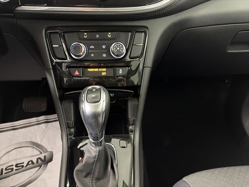 Used 2022 Buick Encore Preferred w/ Safety Package image 29