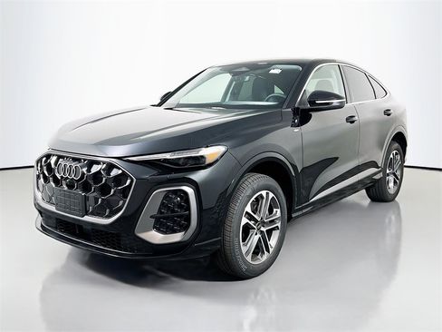New 2025 Audi Q5 Premium Plus image 3