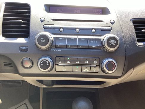 Used 2011 Honda Civic LX image 17