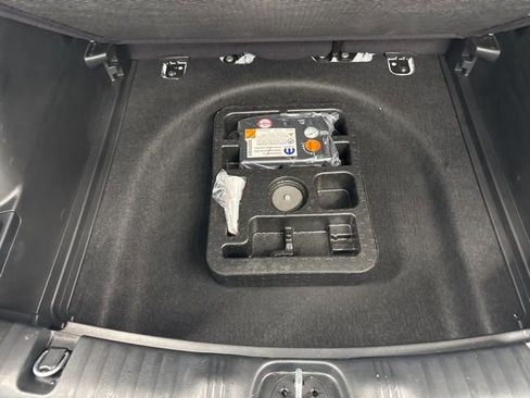 Used 2024 Jeep Compass Limited w/ Elite Group image 11